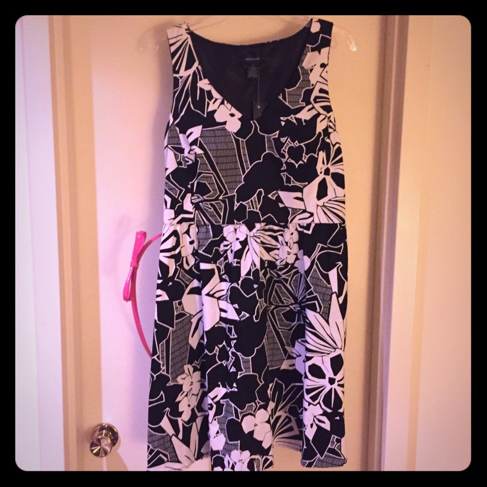 Black & White A-line dress with pink belt, size 12